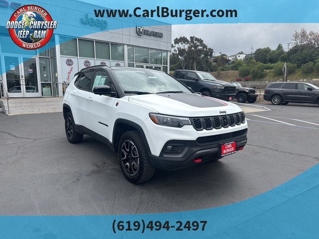 Bright White Clearcoat 2025 Jeep Compass Trailhawk 4WD SUV / Crossover Four-Wheel Drive 8-Speed Automatic