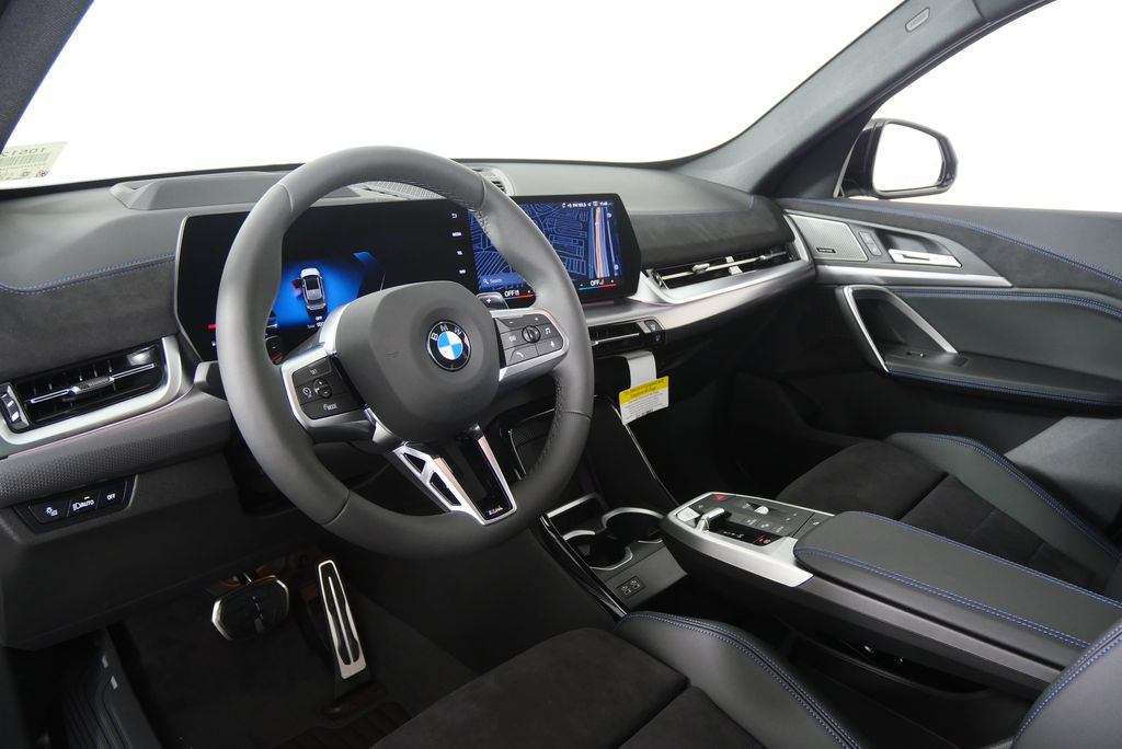 Thumbnail: 2026 BMW X1 - 13