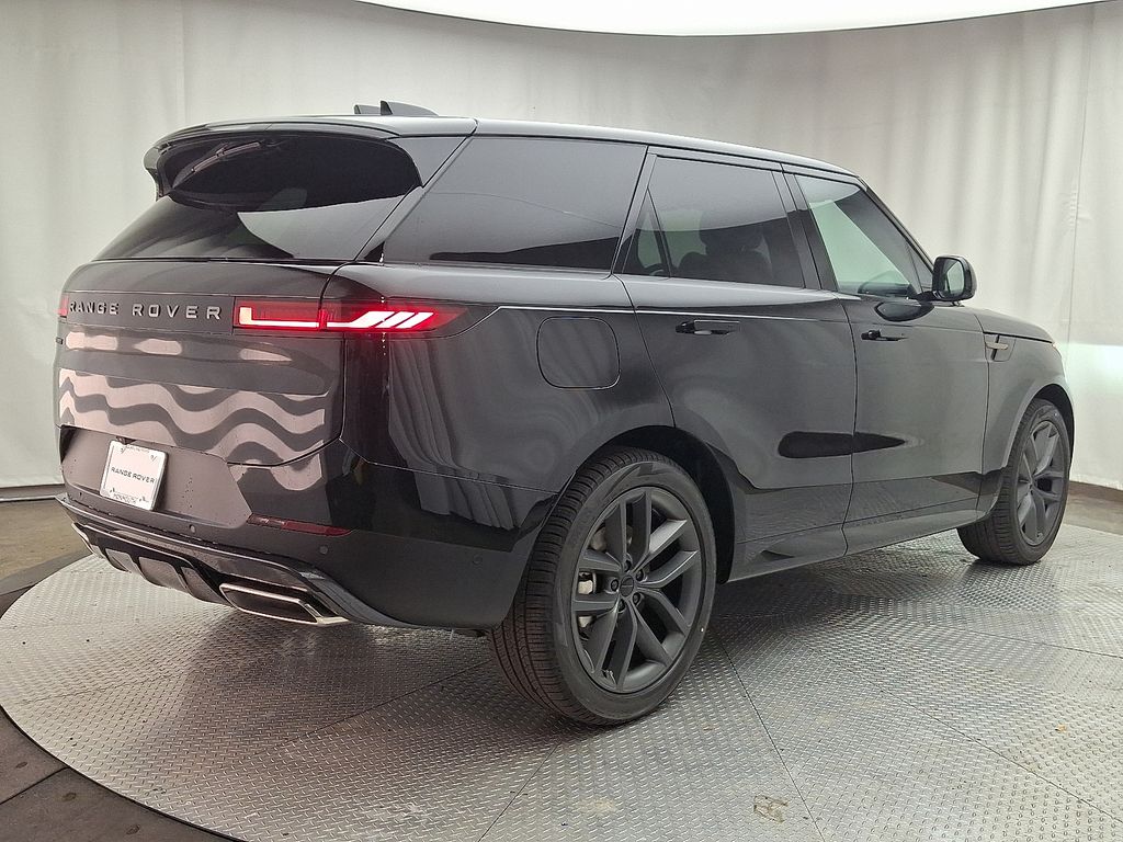 Thumbnail: 2026 Land Rover Range Rover Sport - 3