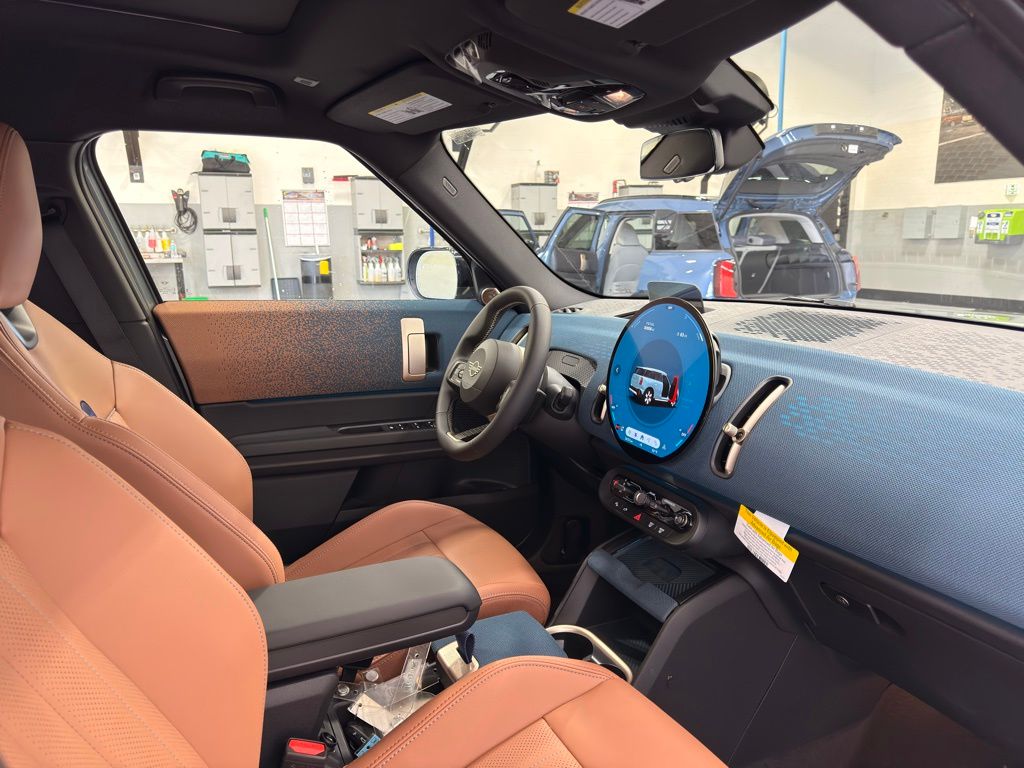 Thumbnail: 2025 MINI Cooper Countryman - 28