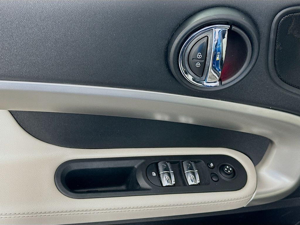 Thumbnail: 2020 MINI Cooper Countryman - 18