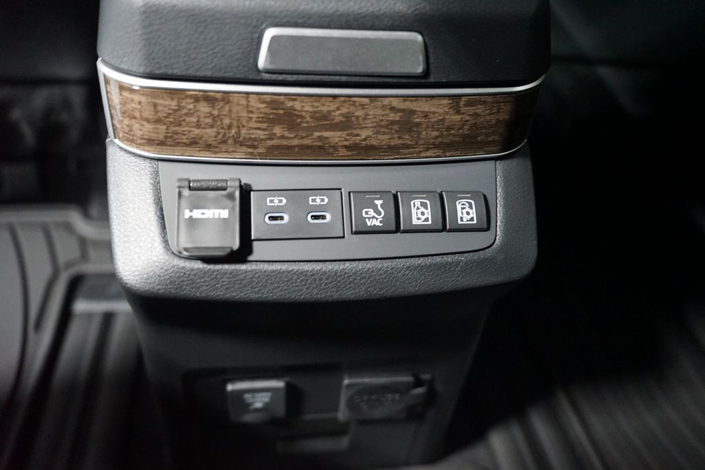 Thumbnail: 2025 Toyota Sienna - 16