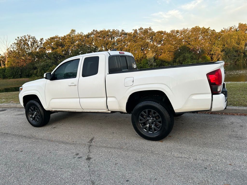 Thumbnail: 2021 Toyota Tacoma - 3