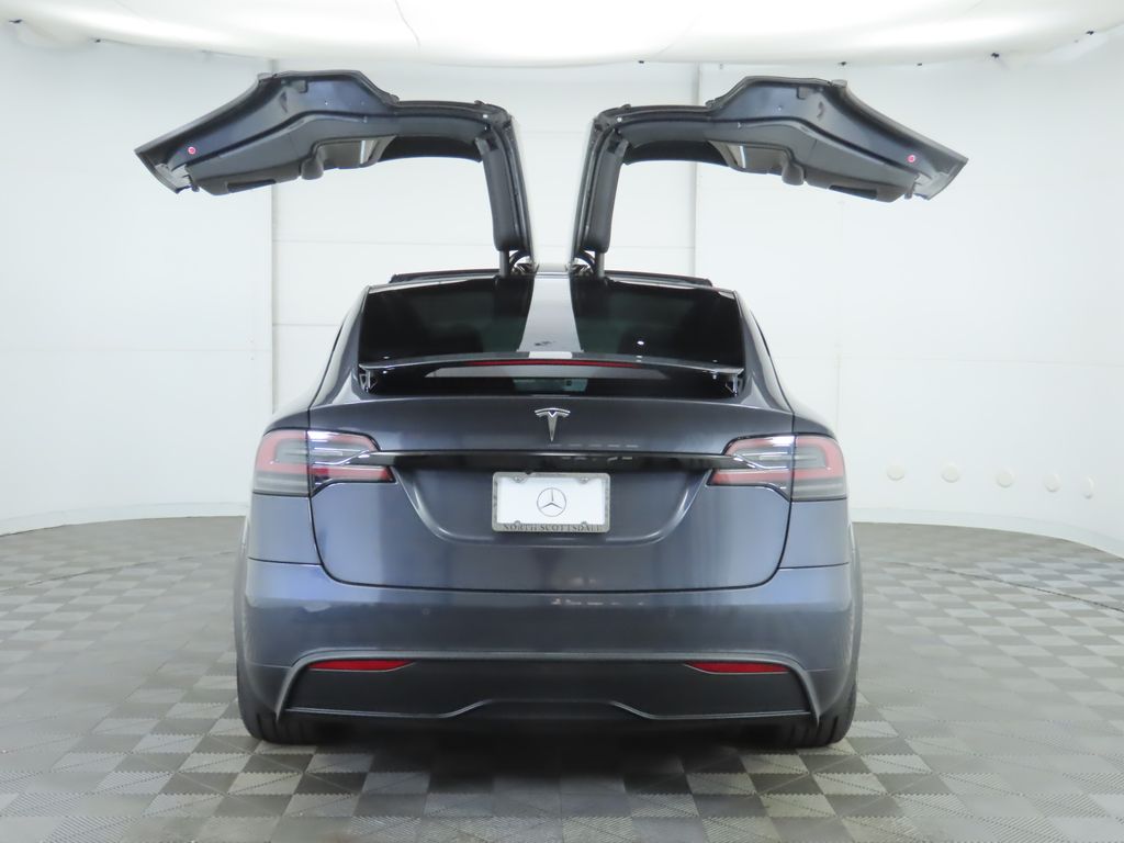 2022 Tesla Model X  14