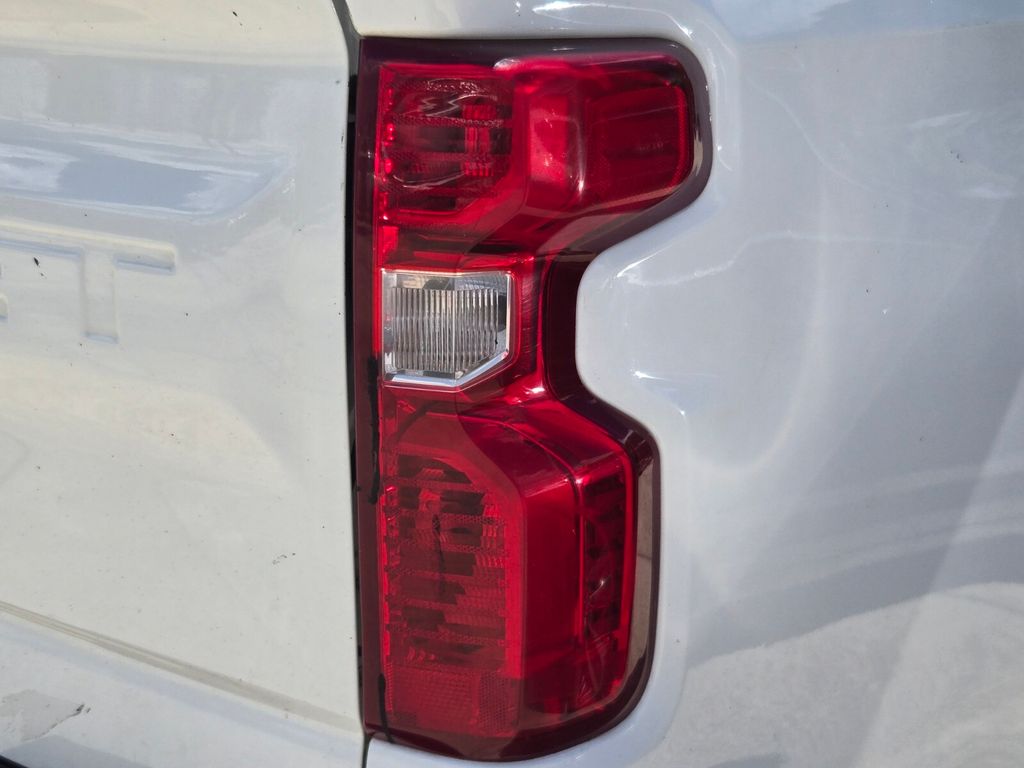 2021 Chevrolet Silverado - $14,788