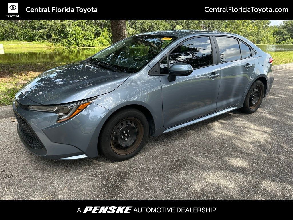 2022 Toyota Corolla LE Hero Image