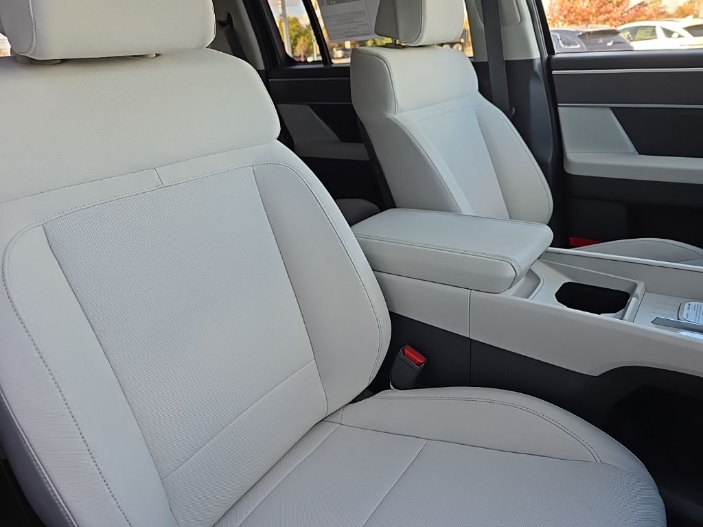 Thumbnail: 2026 Hyundai Santa Fe - 21