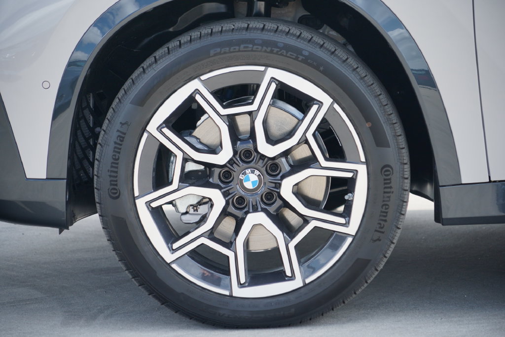 Thumbnail: 2027 BMW X1 - 5