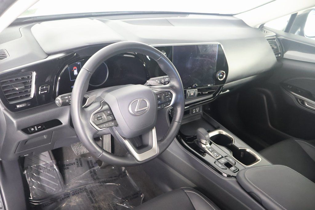 2024 Lexus NX 250 7