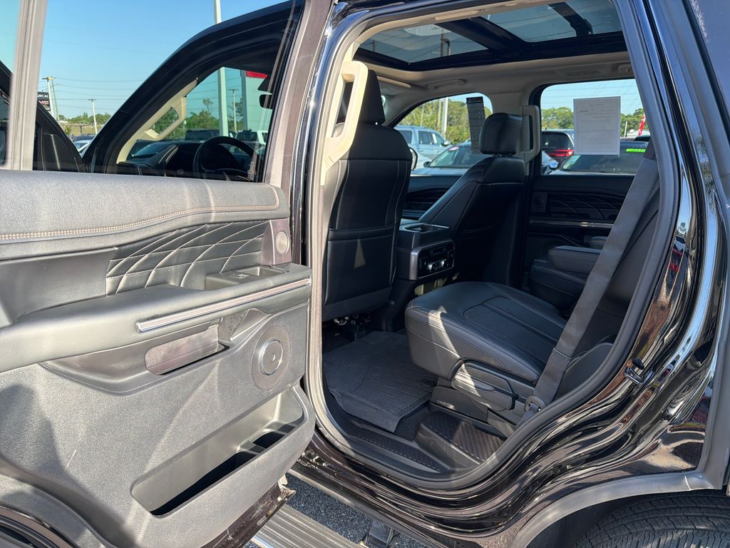 Used 2019 Ford Expedition Platinum 4D Sport Utility