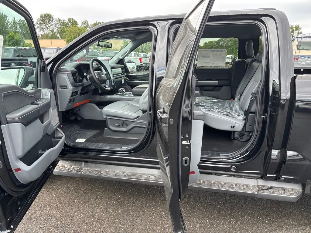 New 2025 Ford F-150 Lightning 5.5' Box Flash