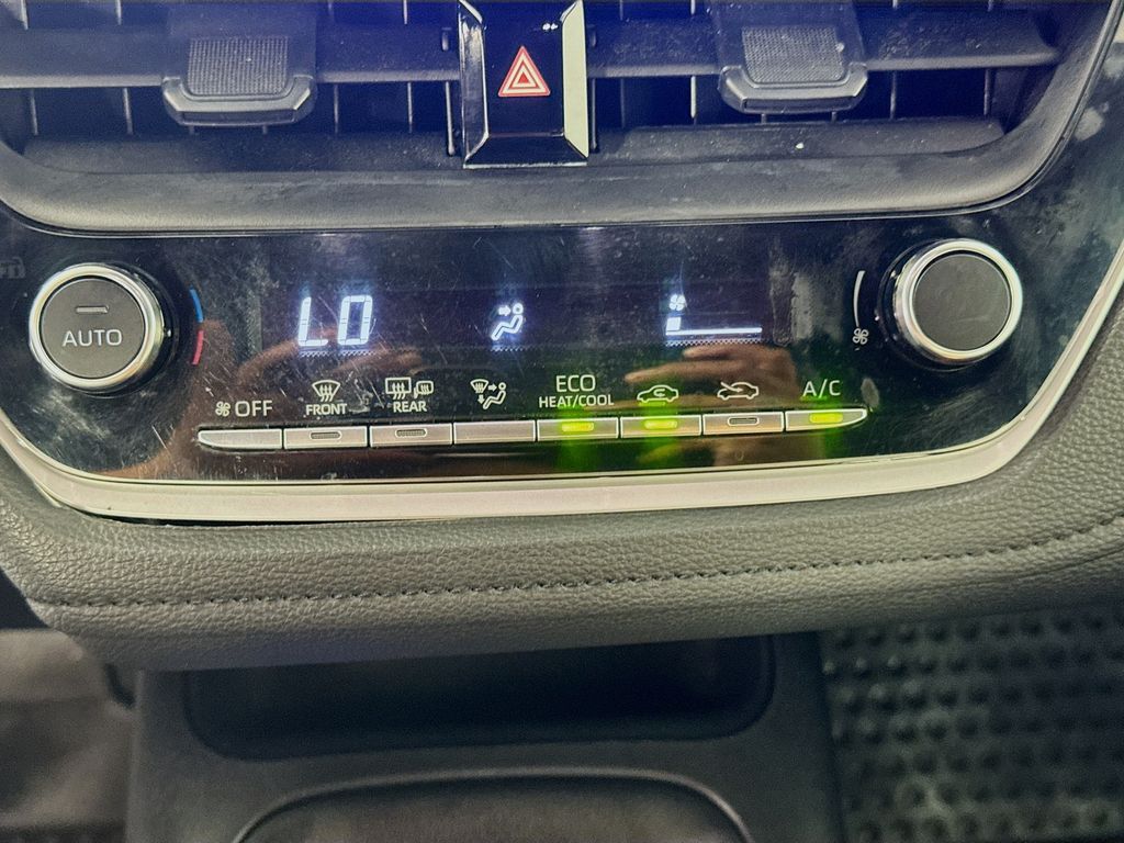 Used Car 2024 Toyota Corolla  Se For Sale Under $25,000 In Austin, Texas