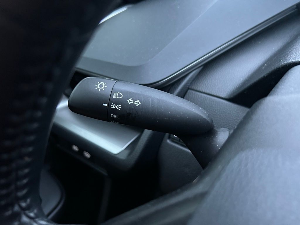 Thumbnail: 2024 Toyota Prius - 21