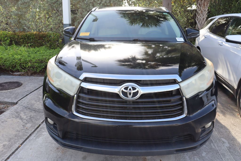 Thumbnail: 2014 Toyota Highlander - 5