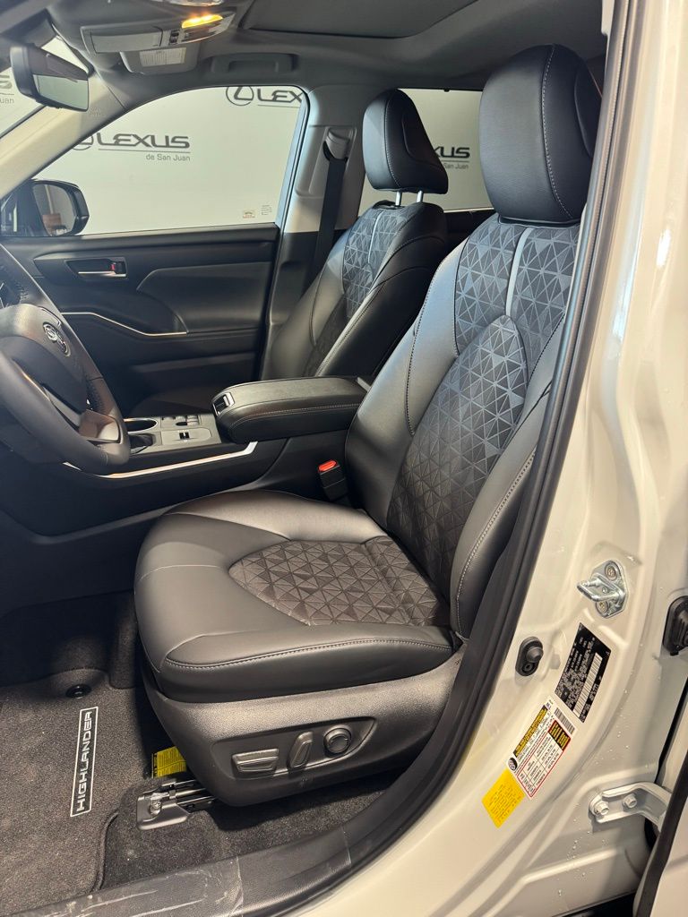 New Car 2025 Toyota Highlander Hybrid  Xle For Sale Under $70,000 In San Juan, Puerto Rico