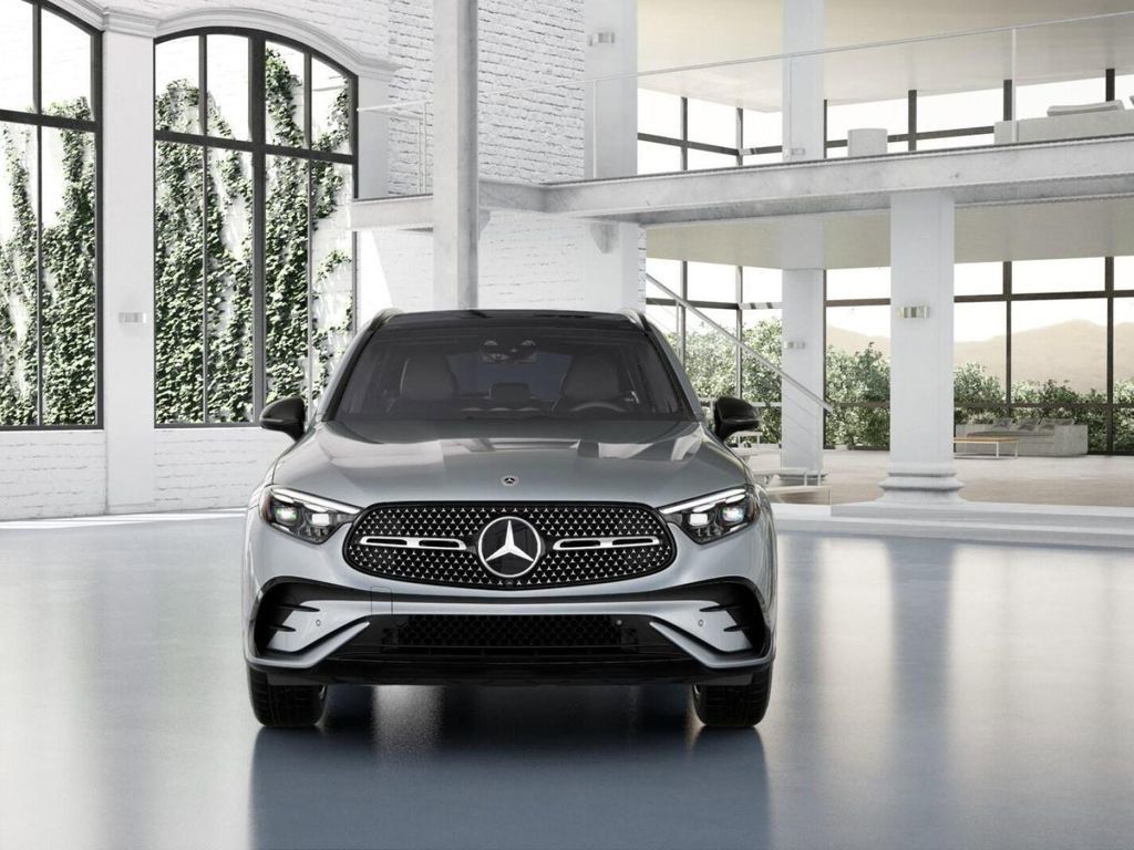 2025 Mercedes-Benz GLC GLC 300 7