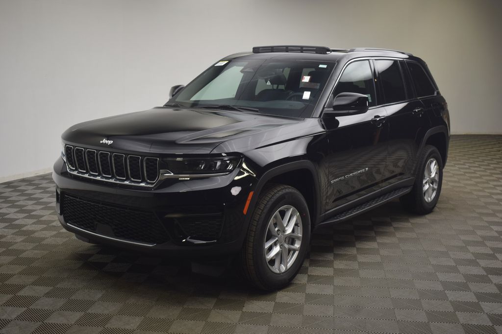new 2026 Jeep Grand Cherokee car, priced at $37,883