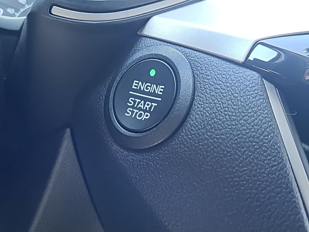 used 2022 Ford Escape car, priced at $19,998