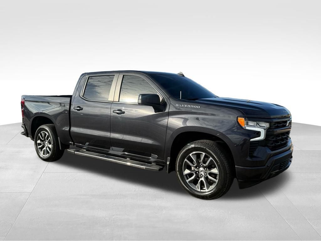 Used 2022 Gray Chevrolet RST image 7