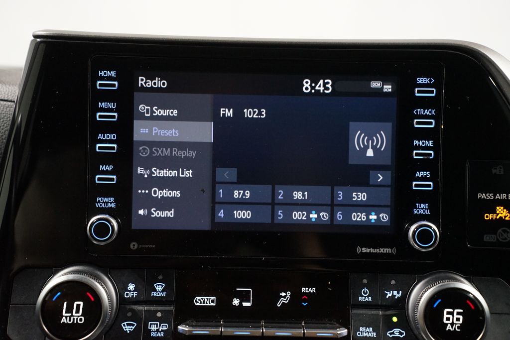 Thumbnail: 2021 Toyota Highlander - 16