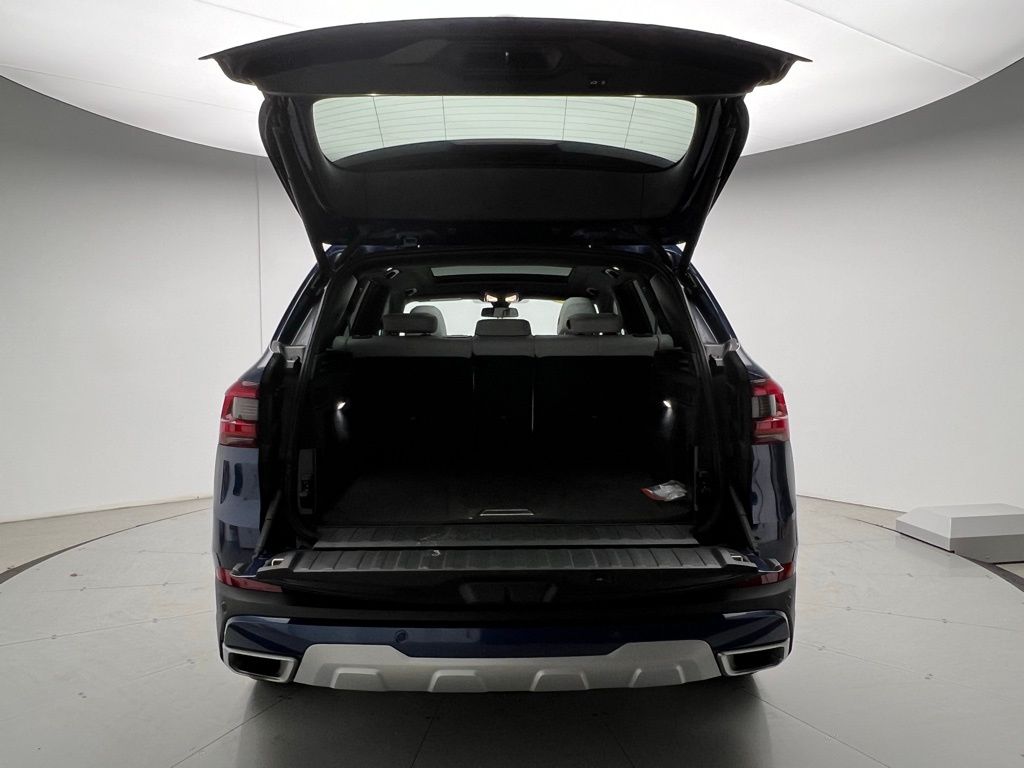 Thumbnail: 2023 BMW X5 - 5