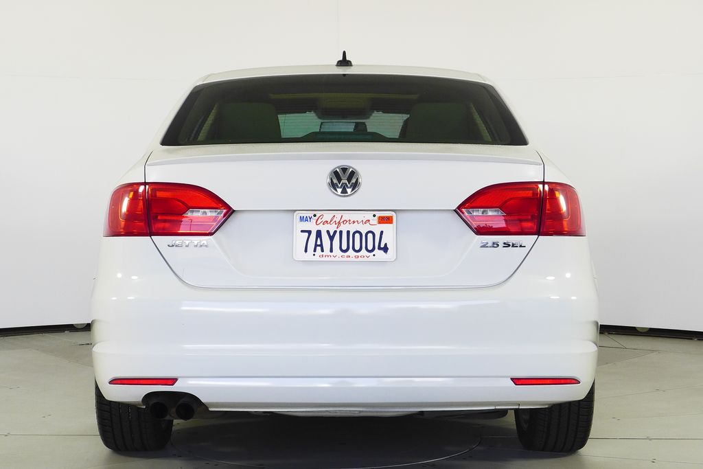 Thumbnail: 2013 Volkswagen Jetta - 8
