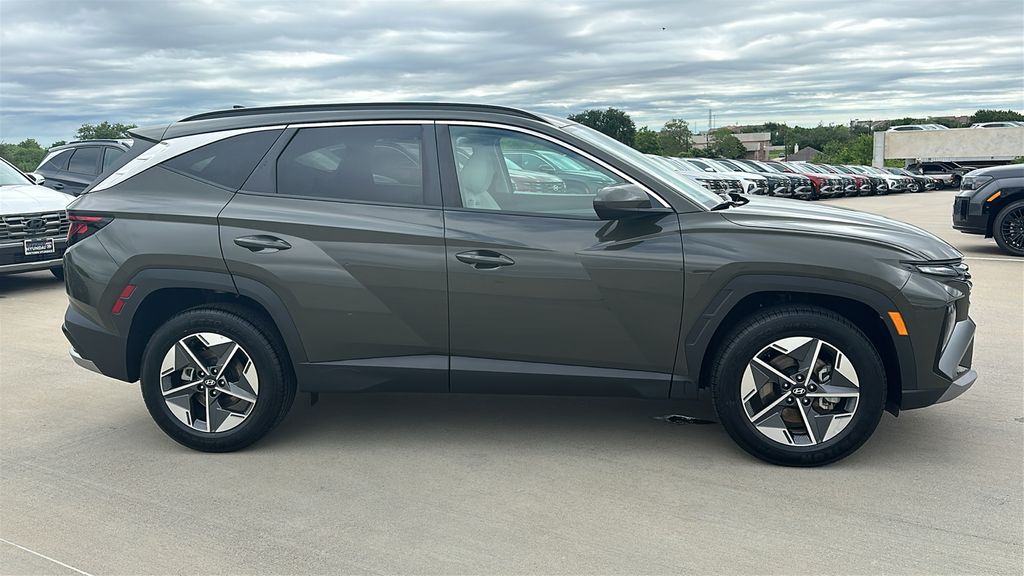 2025 Hyundai Tucson SEL Green at Baytown Hyundai