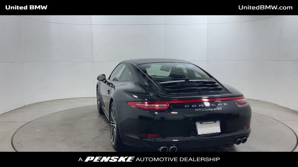 Thumbnail: 2015 Porsche 911 - 7