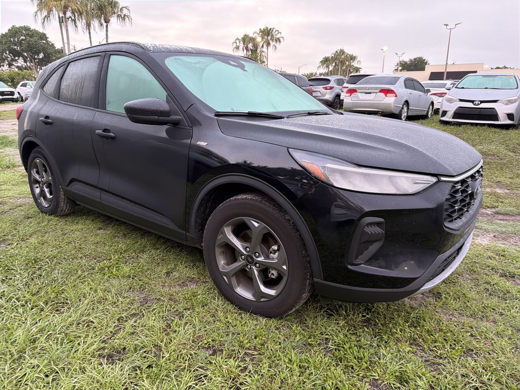 Black Metallic 2025 Ford Escape SUV / Crossover Front-Wheel Drive 8-Speed Automatic