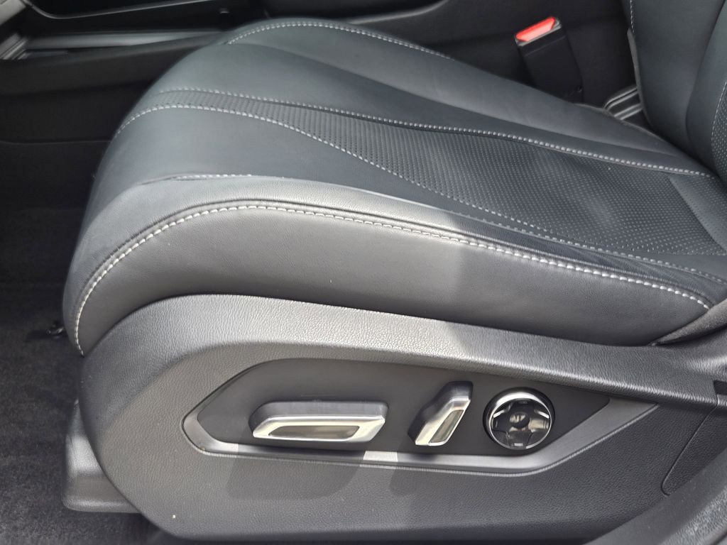 used 2023 Acura RDX car, priced at $35,162