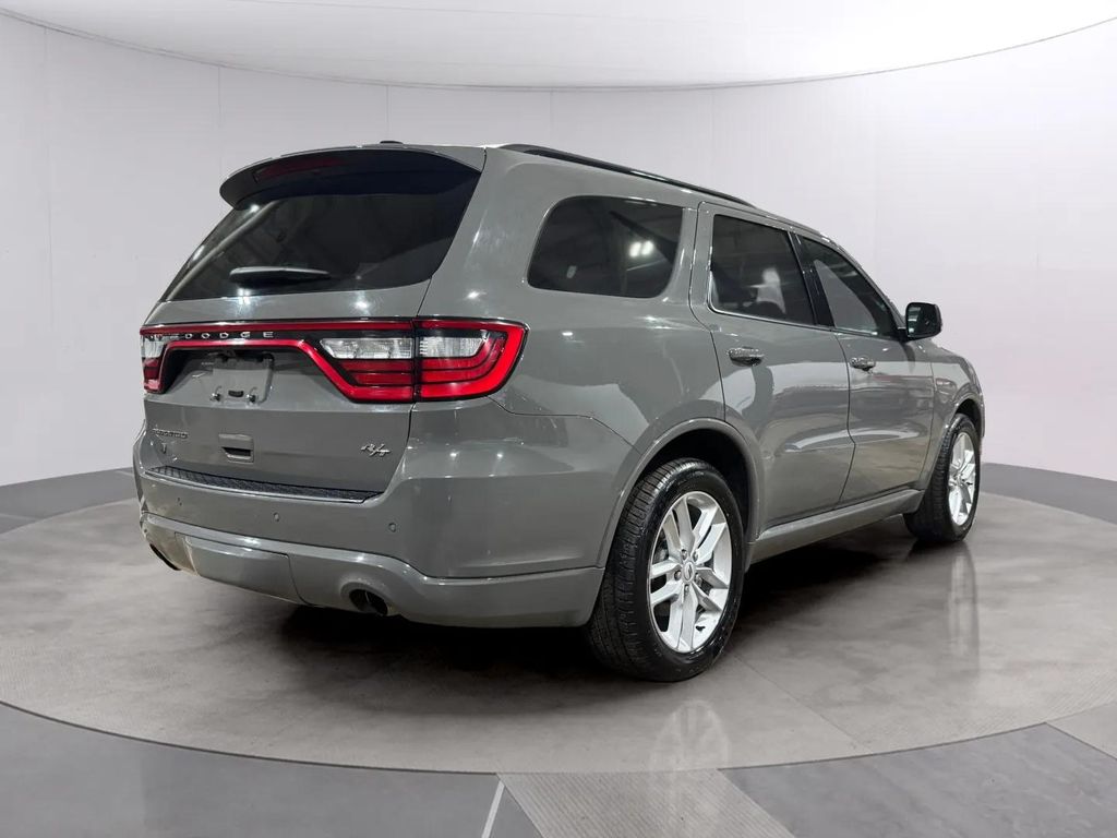 Used 2025 Destroyer Gray Clearcoat Dodge R/T Plus image 3