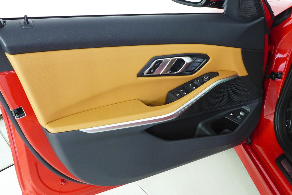 Thumbnail: 2023 BMW 3 Series - 11