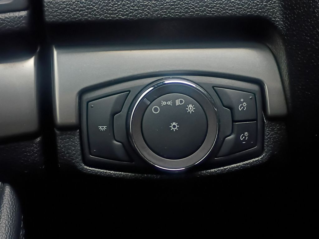 Used Car 2019 Ford Explorer  Xlt For Sale Under $20,000 In Austin, Texas