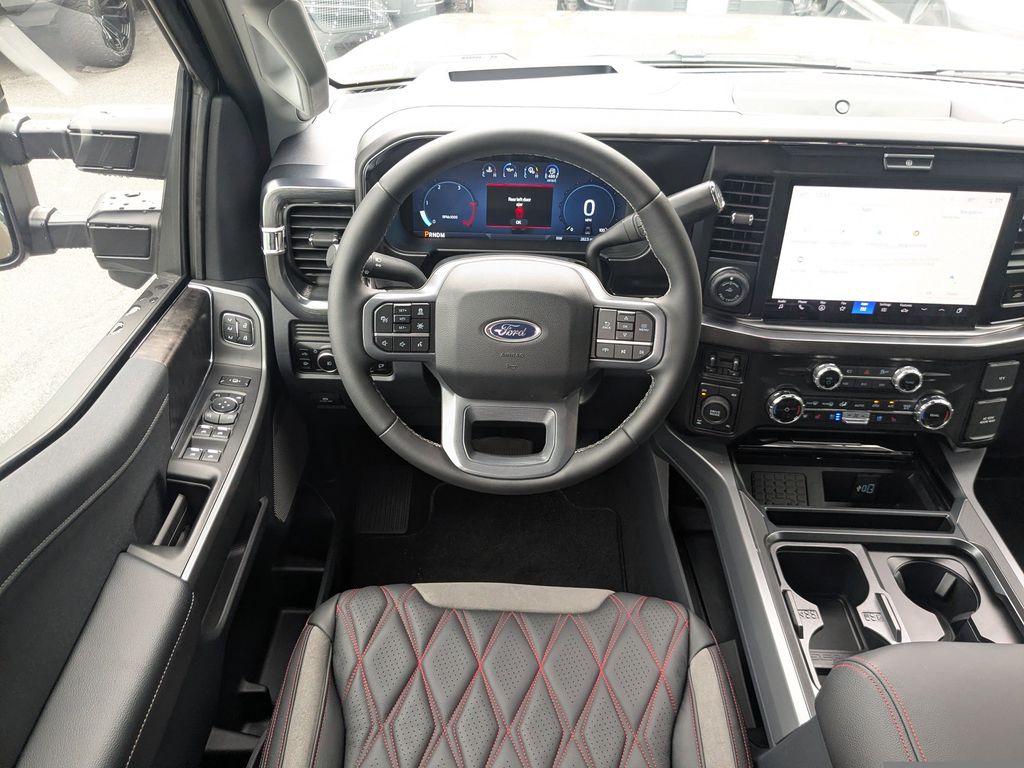 2026 Ford F-250 Super Duty Black Widow