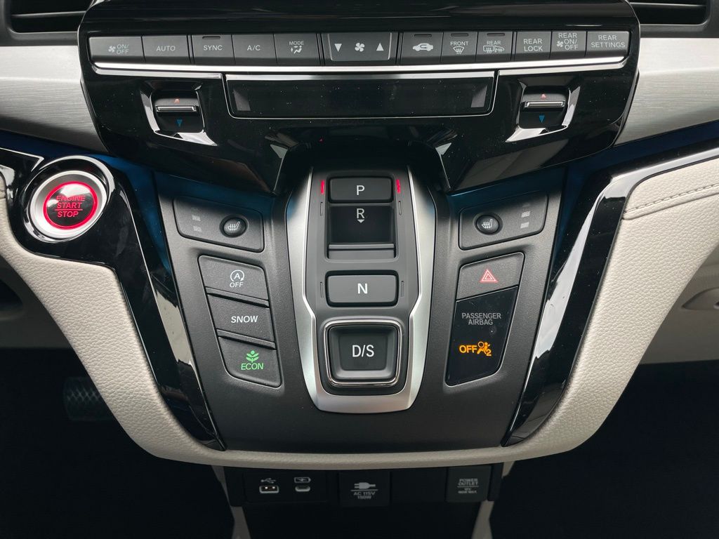 Thumbnail: 2026 Honda Odyssey - 16