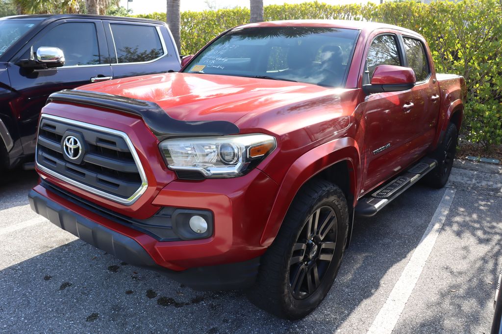 2016 Toyota Tacoma SR5 2
