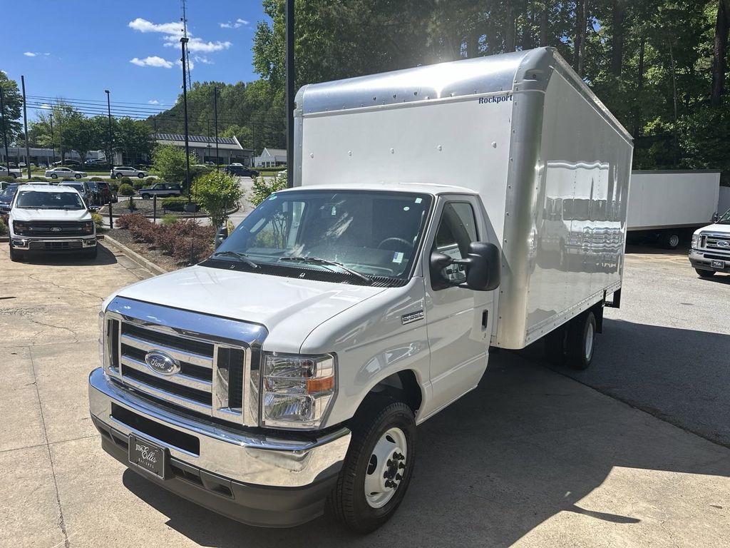 2025 Ford E-350SD Base 3