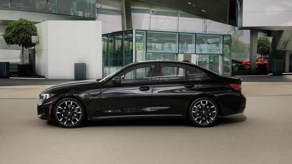 Thumbnail: 2025 BMW 3 Series - 4