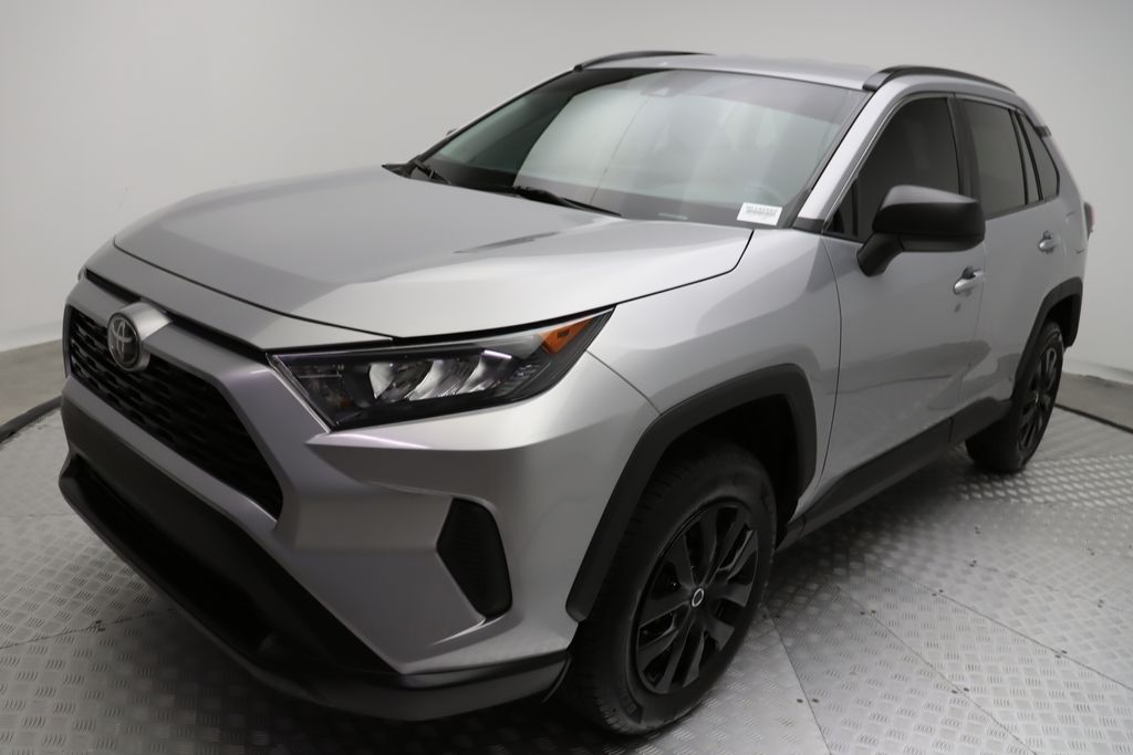 2021 Toyota RAV4 LE 2
