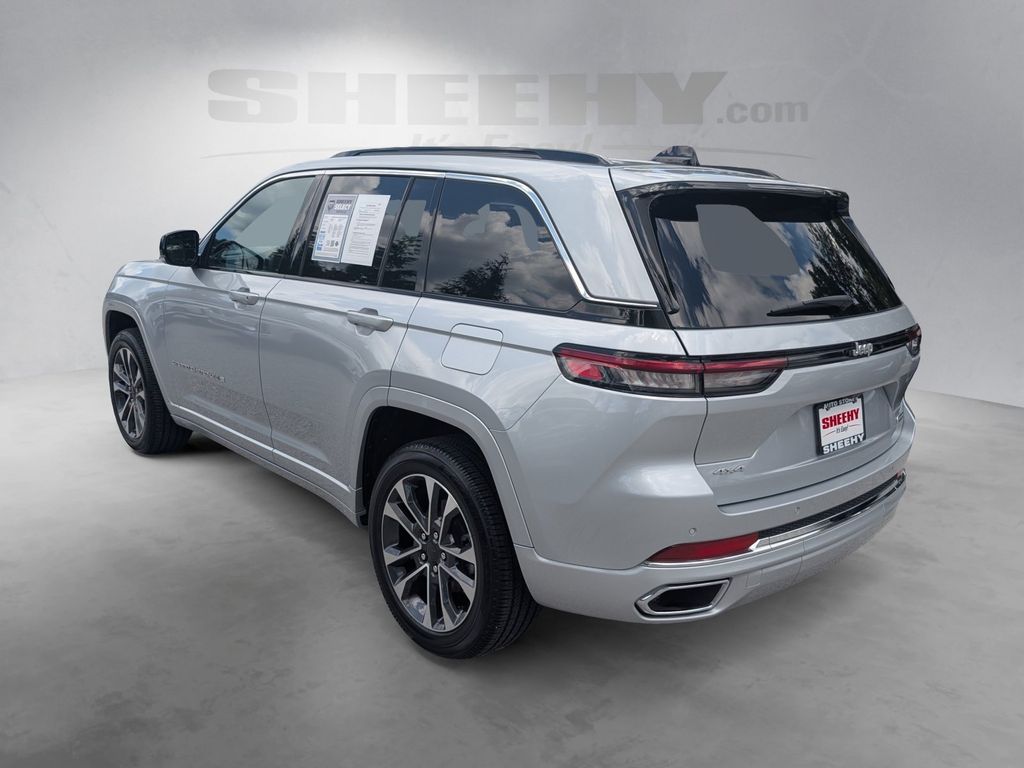 Used 2025 Silver Jeep Overland image 15