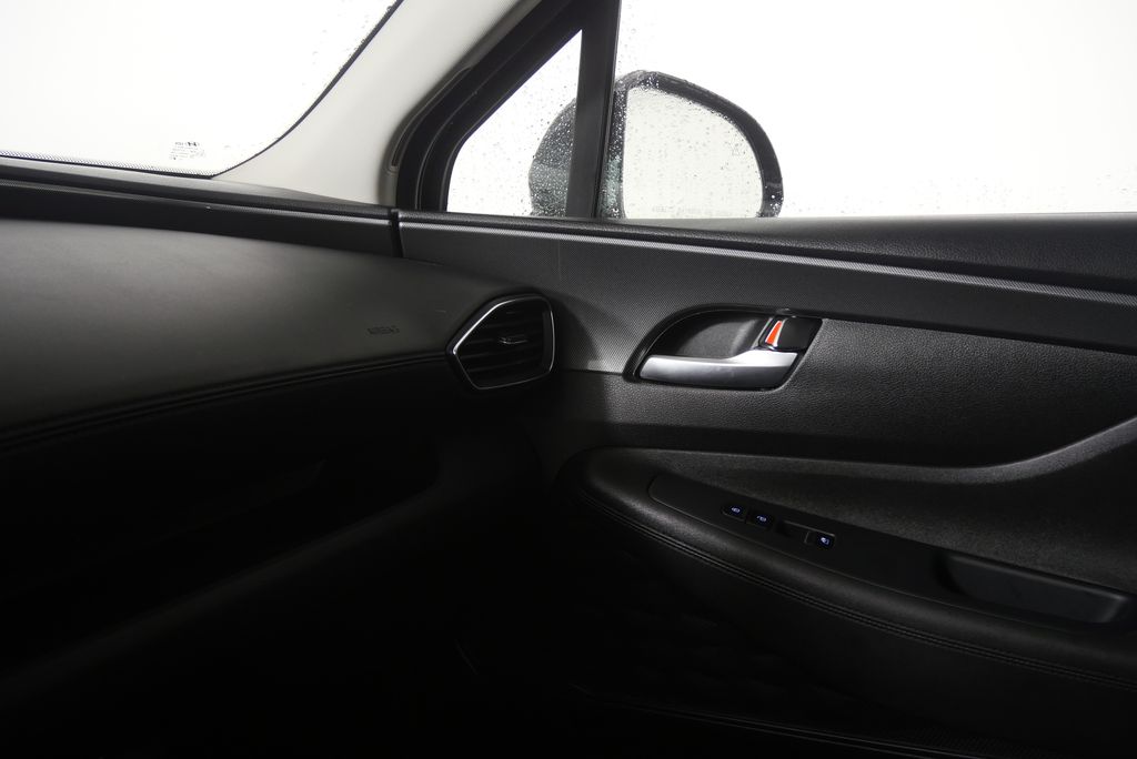 Thumbnail: 2022 Hyundai Santa Fe - 25