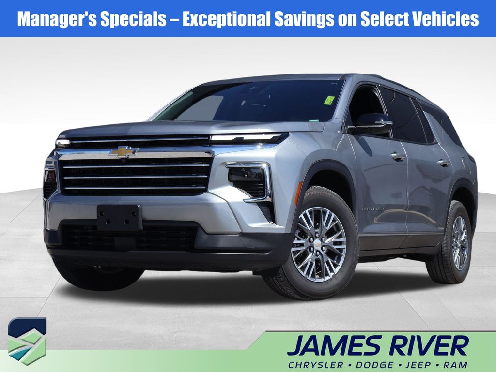 Sterling Gray Metallic 2026 Chevrolet Traverse SUV / Crossover Four-Wheel Drive 8-Speed Automatic