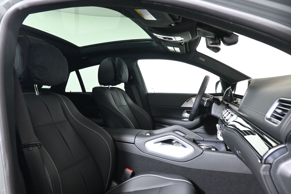 Thumbnail: 2026 Mercedes-Benz GLE - 22