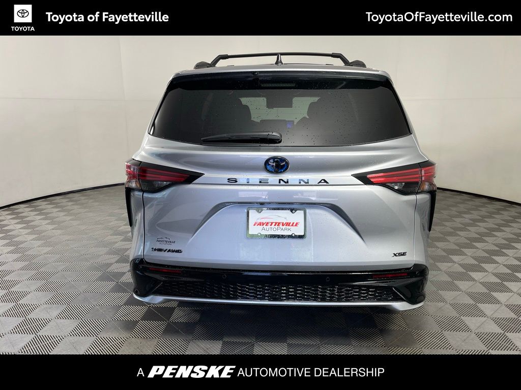 2025 Toyota Sienna XSE 15