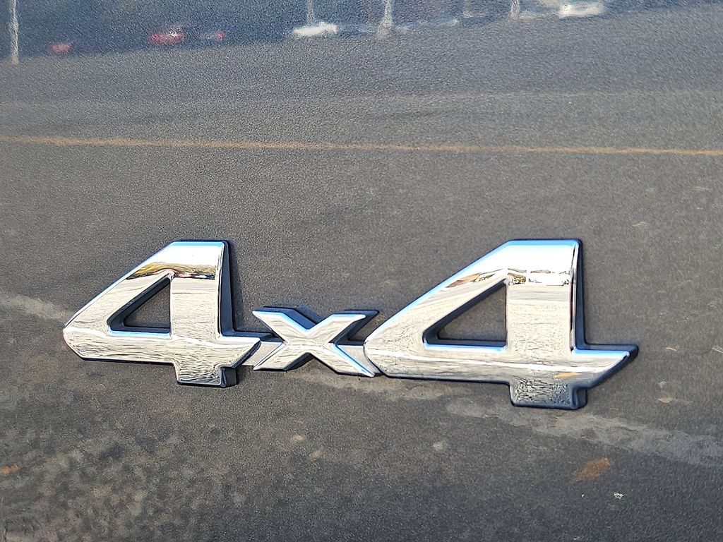 Thumbnail: 2020 Toyota Tacoma - 27