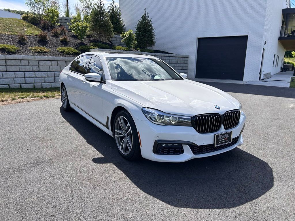 Alpine White 2017 BMW 7 Series Sedan All-Wheel Drive 8-Speed Automatic