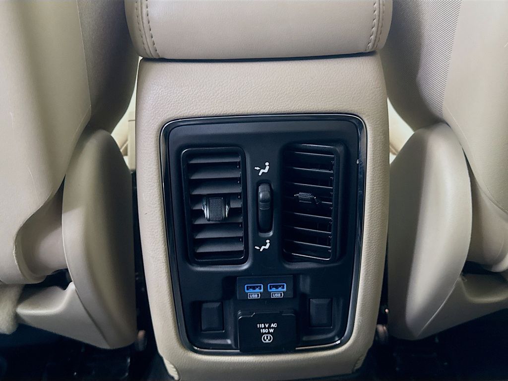 Used Car 2020 Jeep Grand Cherokee  Limited For Sale Under $25,000 In Austin, Texas