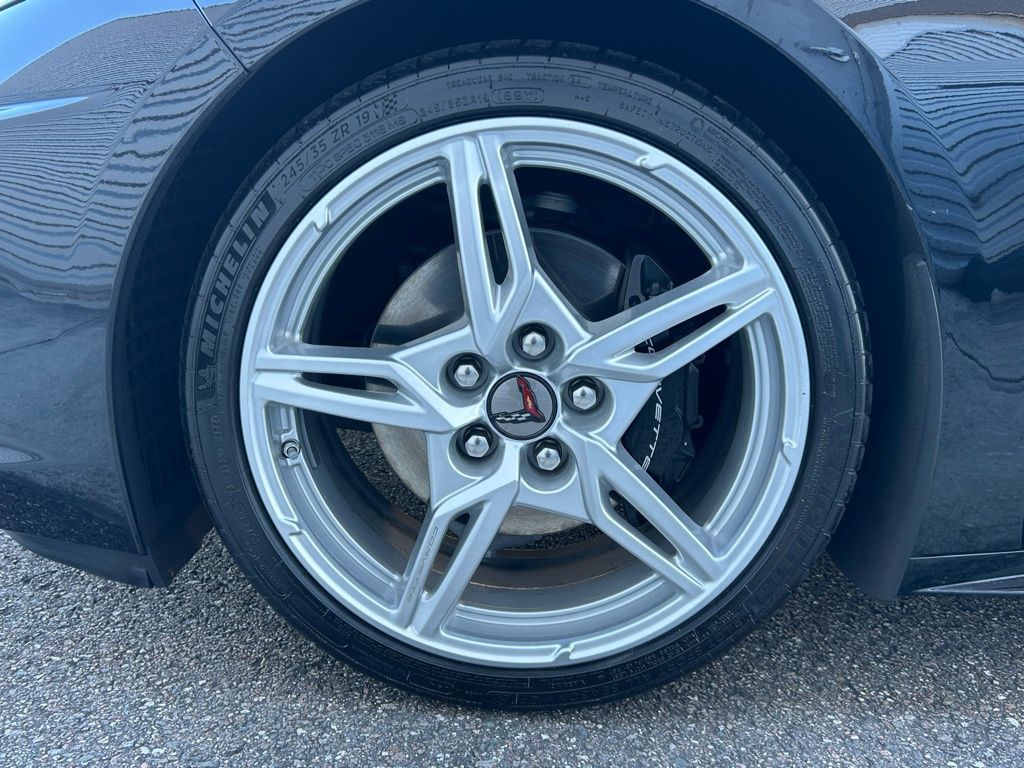 Used 2025 Black Chevrolet Stingray image 37