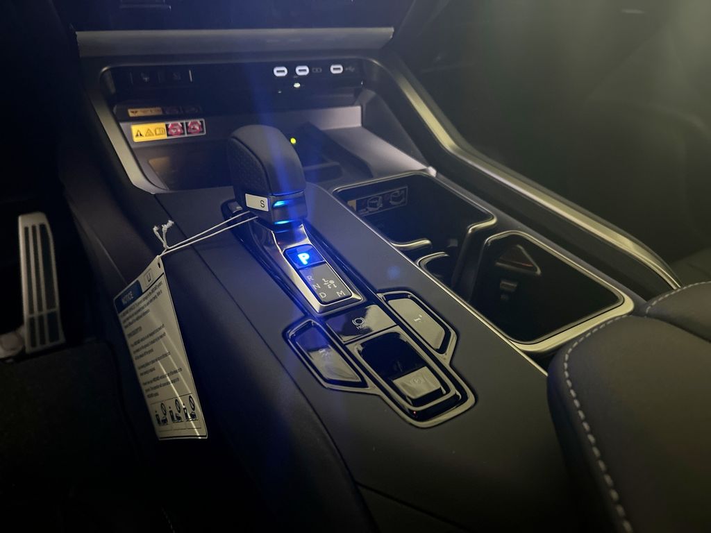 Thumbnail: 2026 Lexus TX - 3