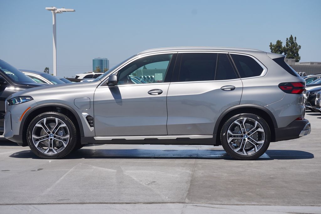 2025 BMW X5 xDrive50e 4